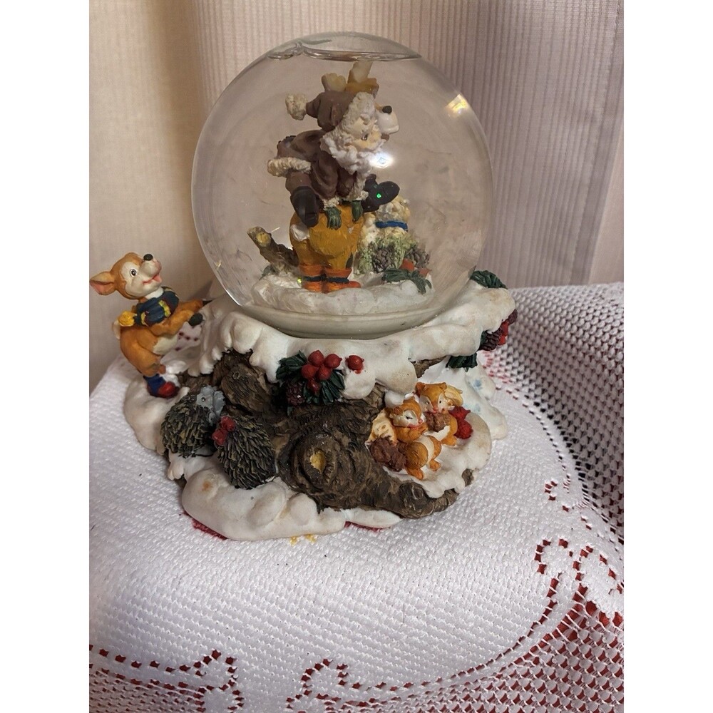 JCPenney Rotating Snow Globe  Plays We Wish You A Merry Christmas Santa Musical